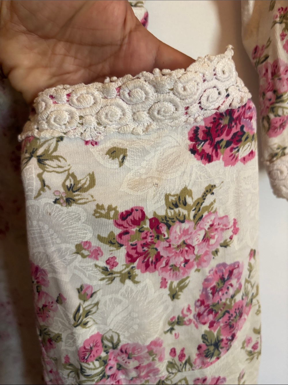 Victoria's Secret Pink Floral Lace-Trim Robe Hold Label - Picture 9 of 14